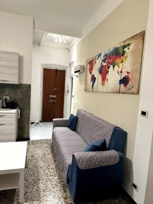 Appartement Ridi Che Ti Passa In Vico Del Fieno à Gênes Extérieur photo